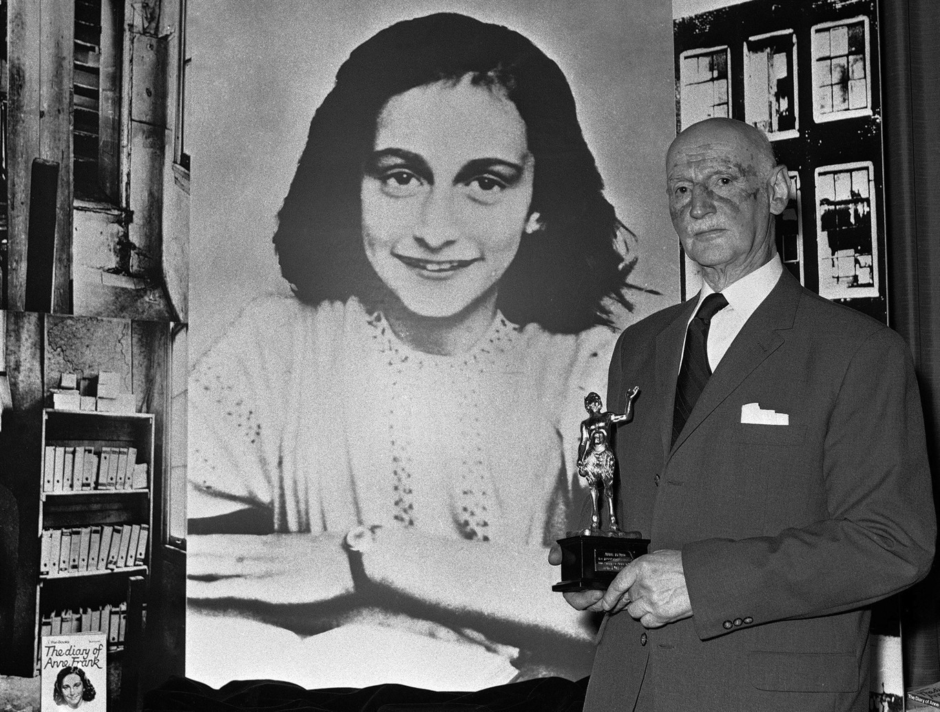Anne Frank Famous For His Diary Hd.