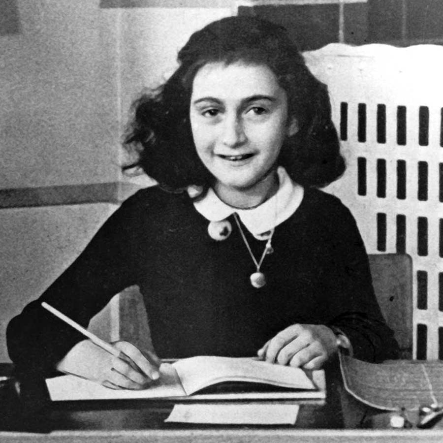 Anne Frank: anne frank, book reports, concentration camp, en.