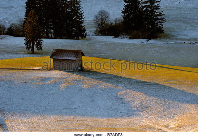 Log Cabin Exterior Light Stock Photos & Log Cabin Exterior Light.