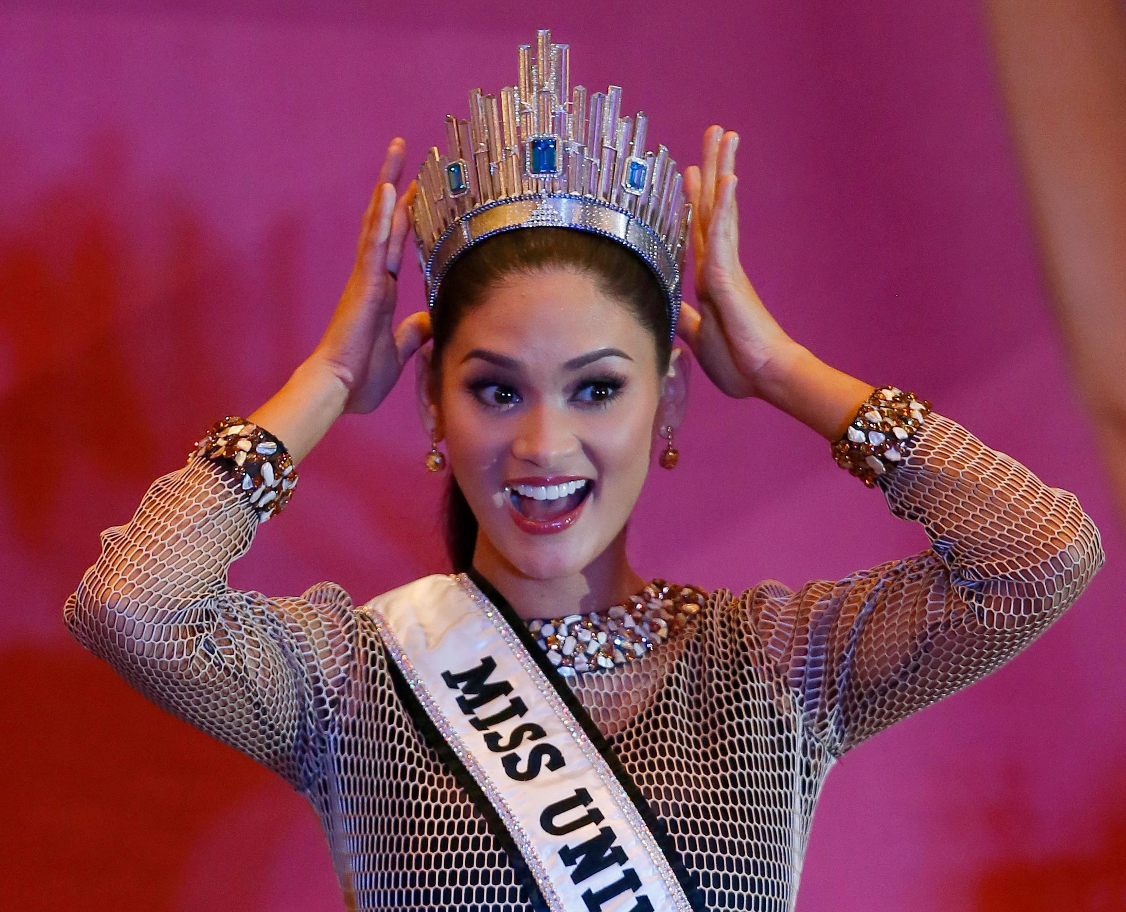 Miss Universe winner says next dream is to be a Bond girl.
