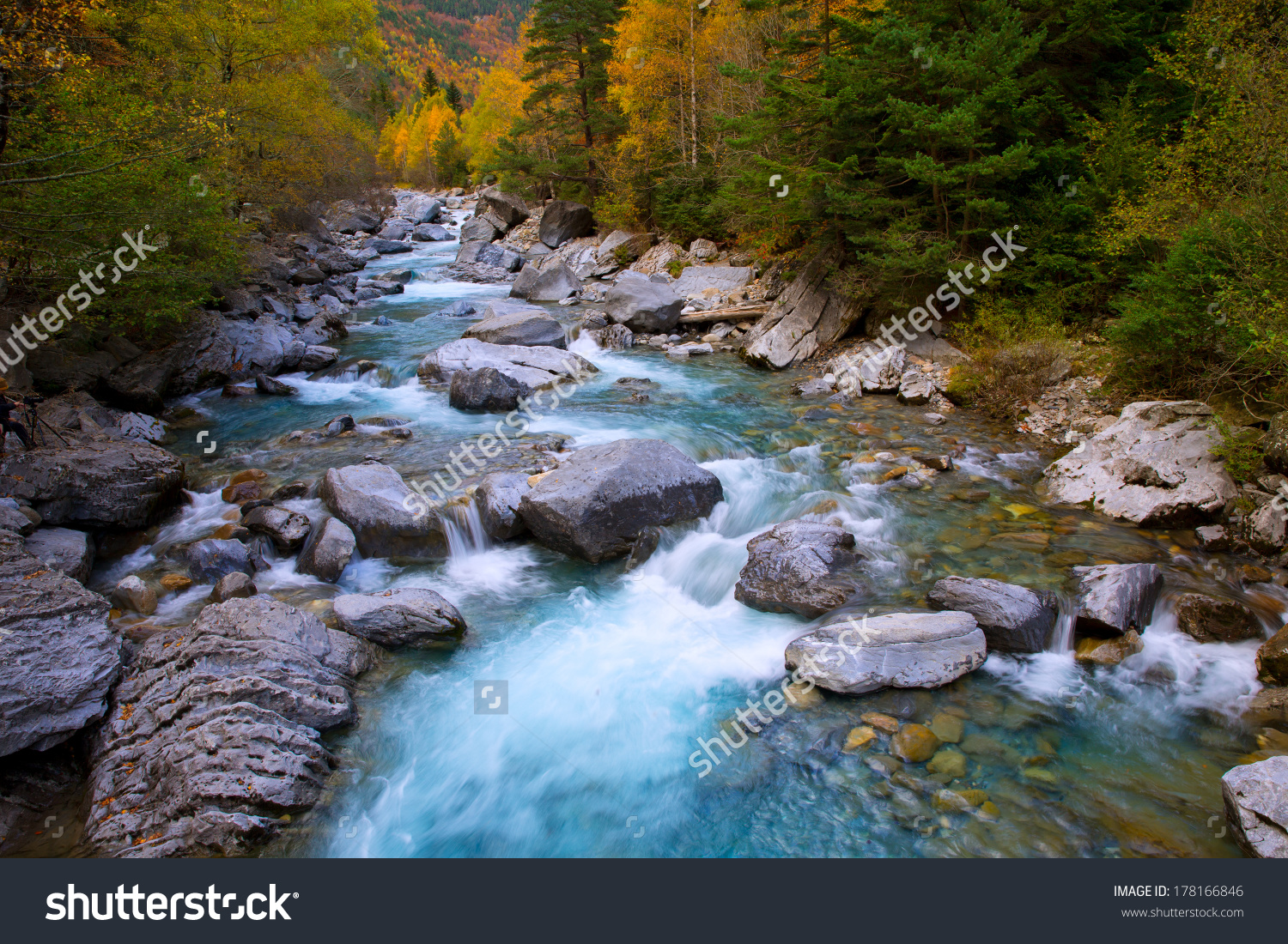 Rio Ara River Bujaruelo In Valle De Ordesa Valley Pyrenees Huesca.