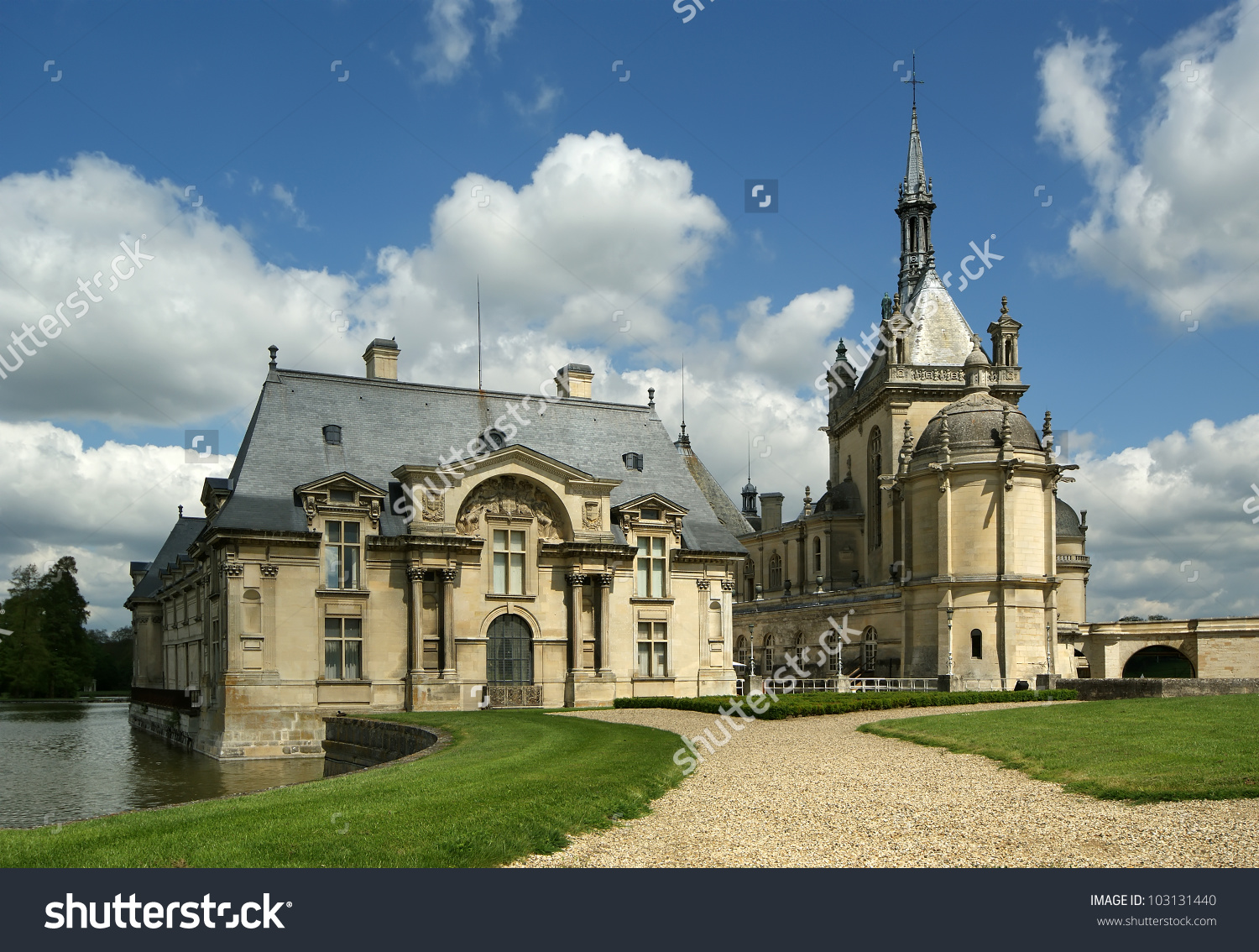 Chateau De Chantilly ( Chantilly Castle ), Oise, Picardie, France.
