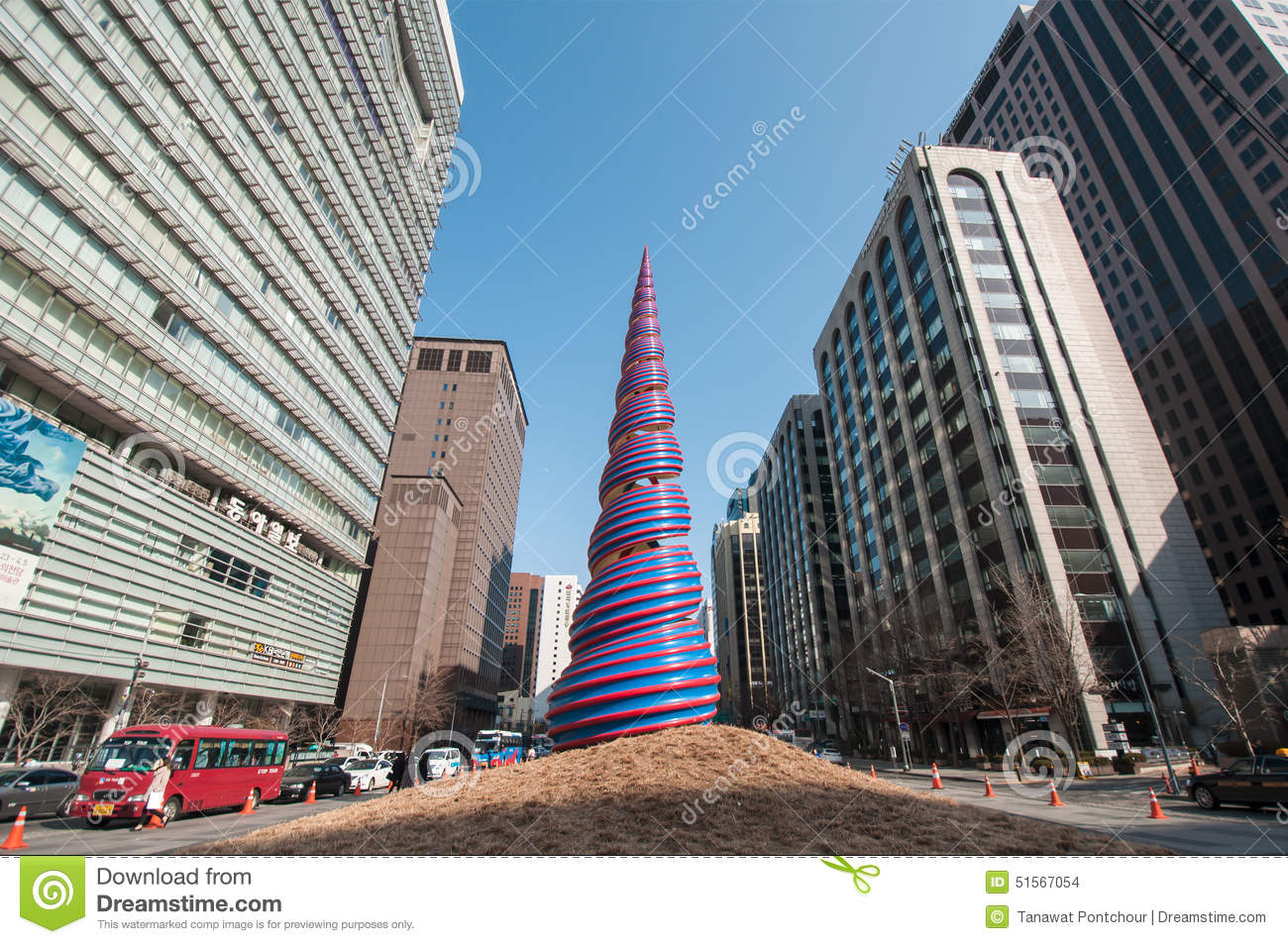 Spring Sculpture At Cheonggyecheon Stream Editorial Stock Image.