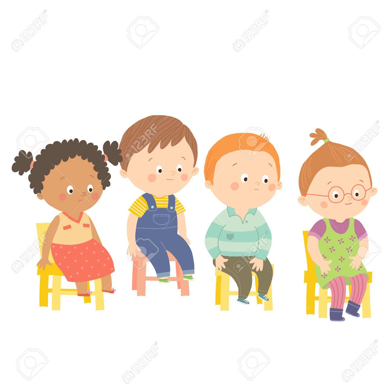 Дети сидят на стульчиках рисунок