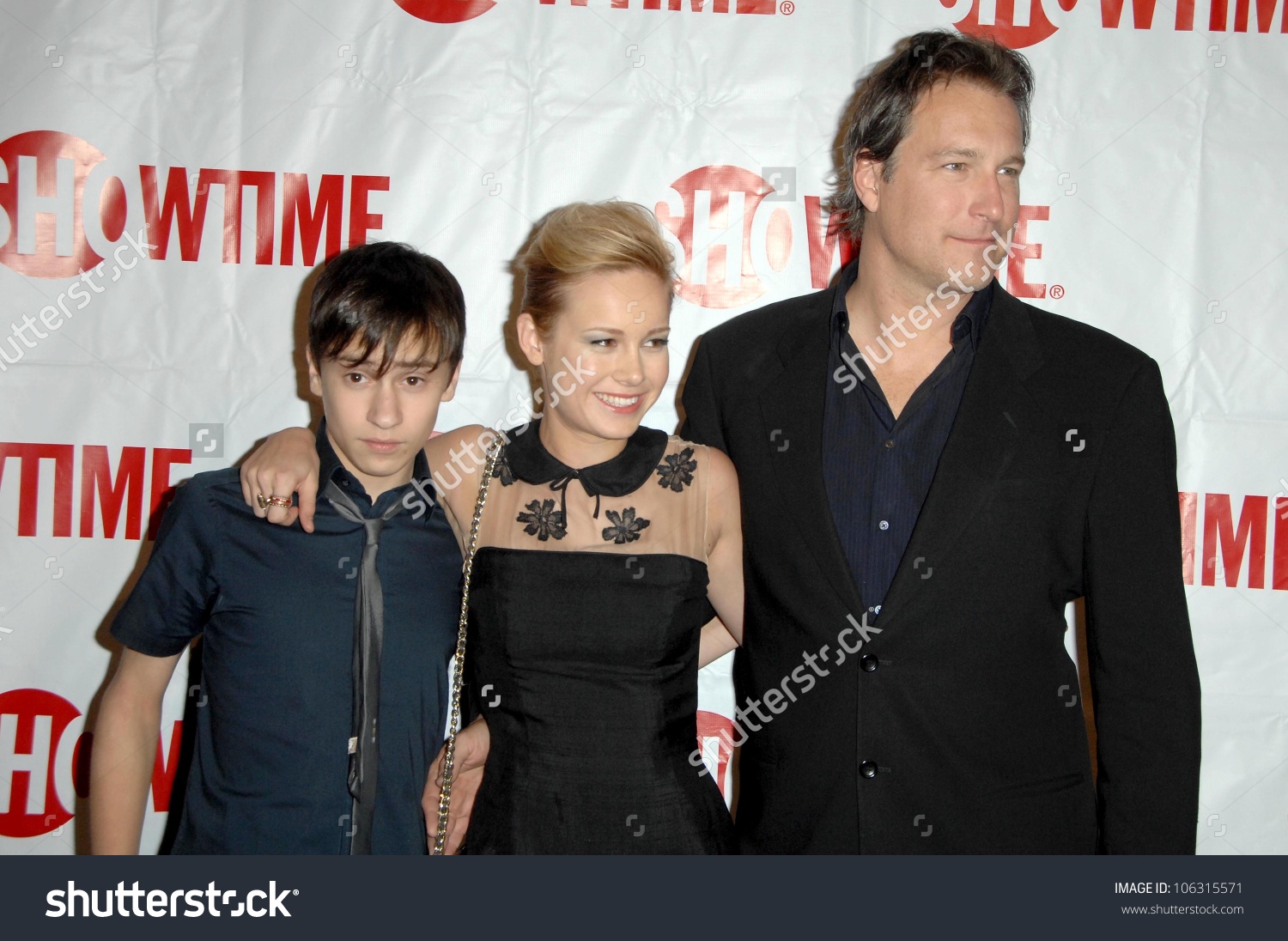 Keir Gilchrist With John Corbett And Brie Larson At The Showtime.