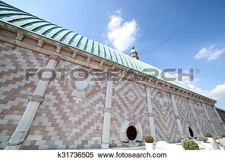 Stock Image of tower of Basilica Palladiana and copper roof in.
