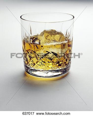 Picture of Scotch on the Rocks in a Cut Crystal Glass 637017.