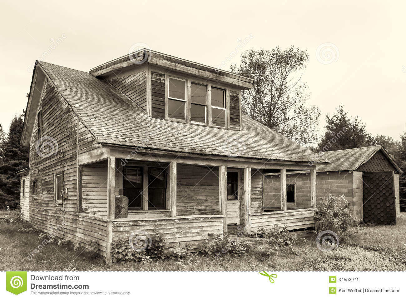 Dilapidated house clipart 20 free Cliparts | Download images on ...