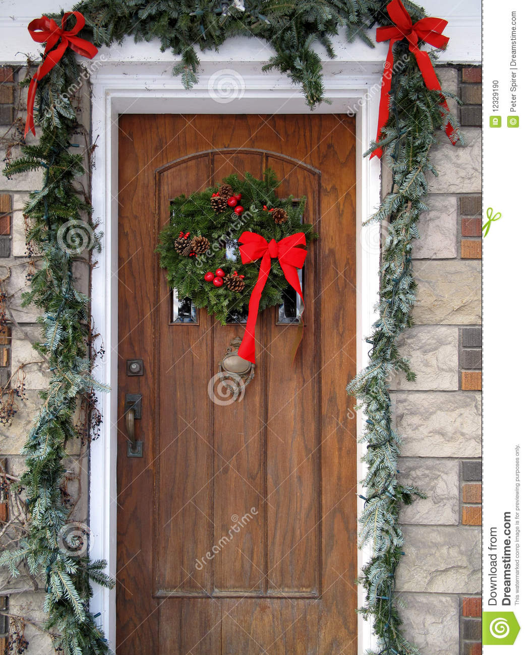 Door wreath clipart 20 free Cliparts  Download images on Clipground 2023