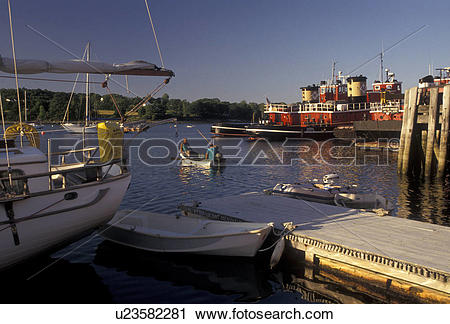 Stock Photography of fireboat, Maine, harbor, port, Atlantic Ocean.