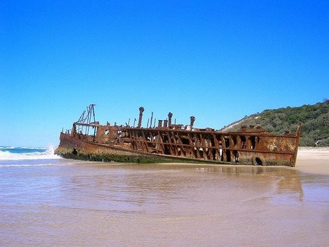 Fraser Island 4x4 Hire & Tag Along Tours.