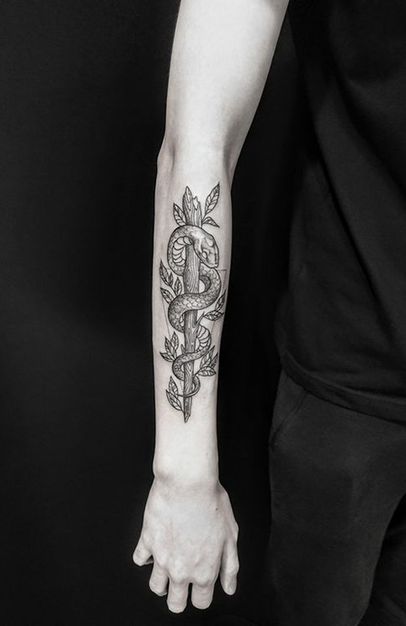 30 Cool Forearm Tattoos for Men.