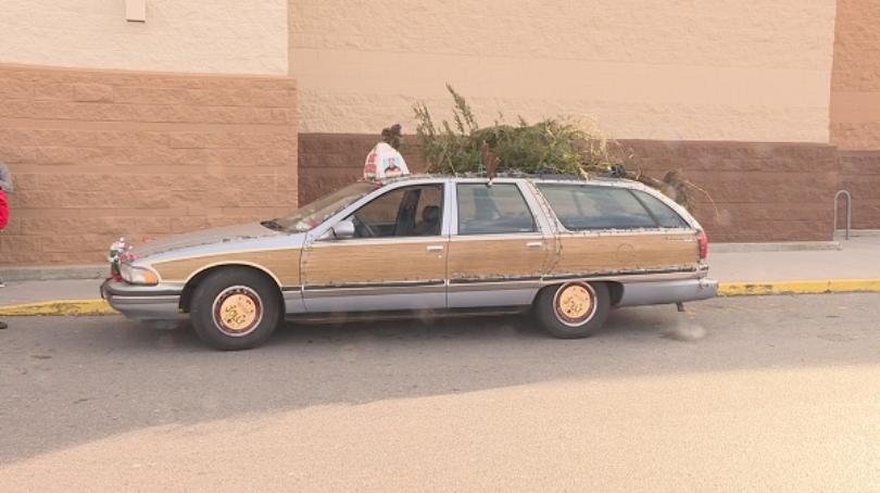 Man drives \'Griswold family station wagon\' to spread.