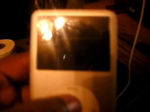 iPod Classic blinks apple logo PLEASE HELP!.