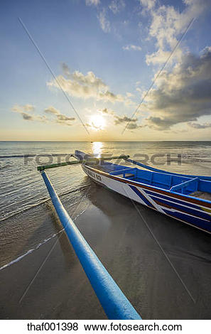 Pictures of Indonesia, Bali, Jimbaran, Traditional fishing boat on.
