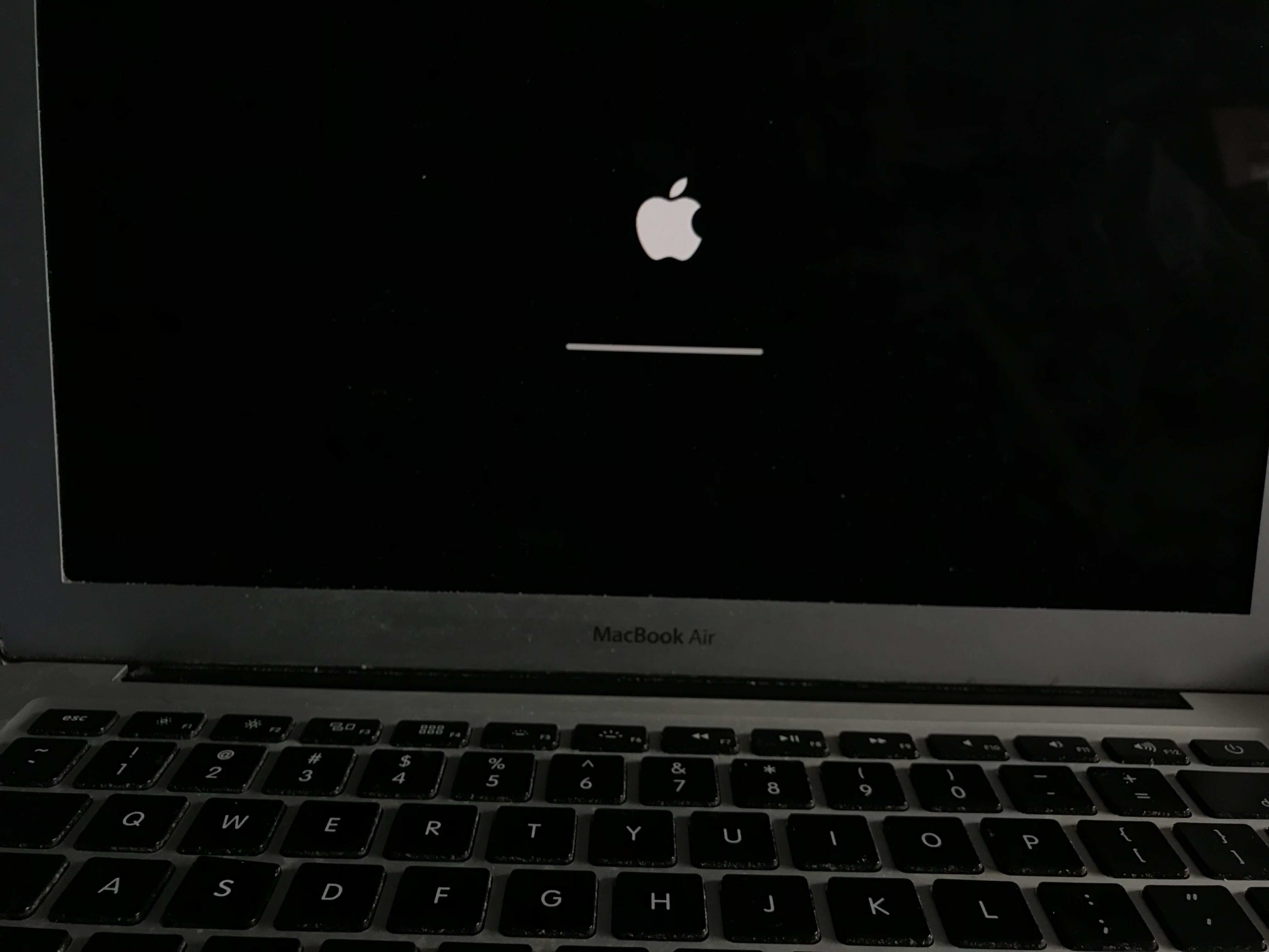 My Mac won\'t get past the loading bar scr….