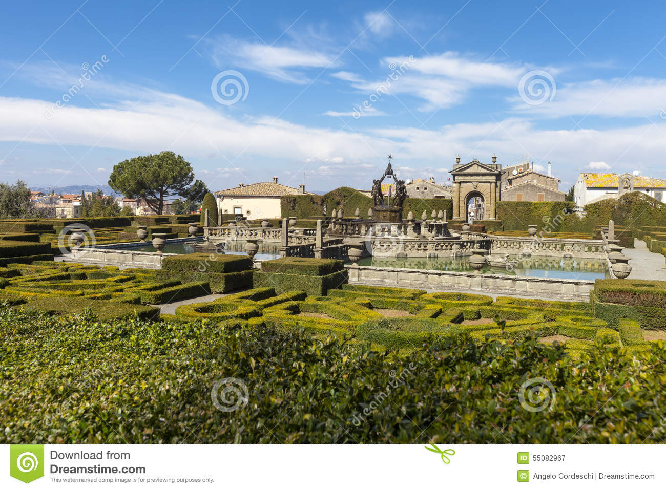 Square Fountain And Mannerist Garden. Lazio, Italy. Stock Photo.