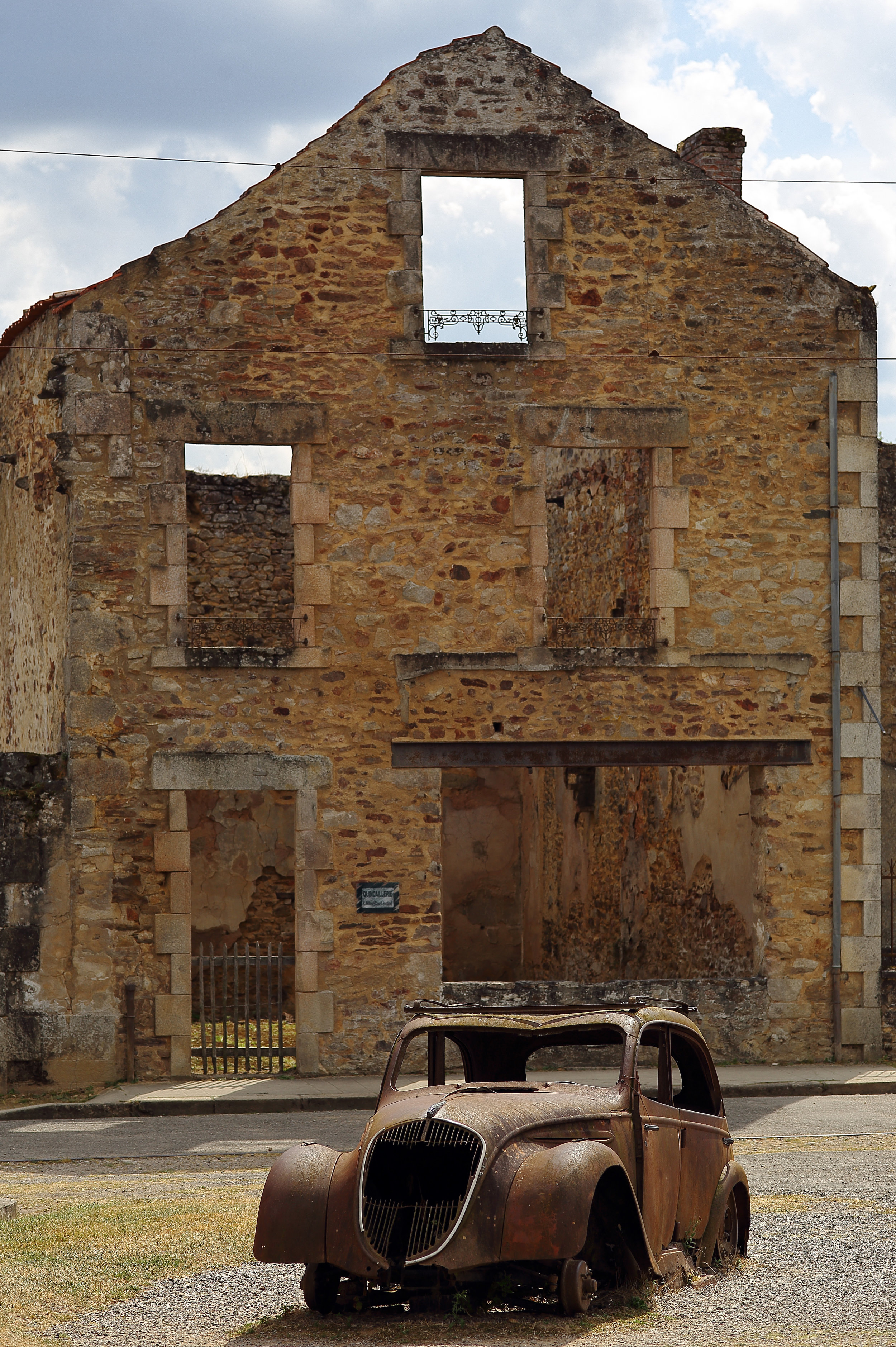 Oradour.