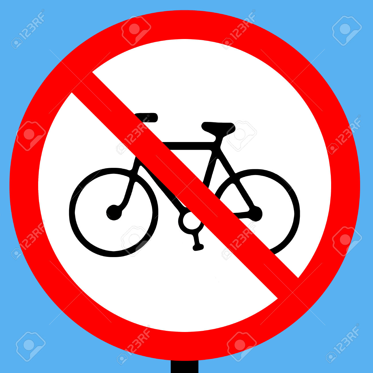 Велосипед в круге дорожный. Дорожный знак велосипед. Велосипед в Красном круге. Дорожный знак велосипед в Красном. Запрещающие дорожные знаки для велосипедистов.