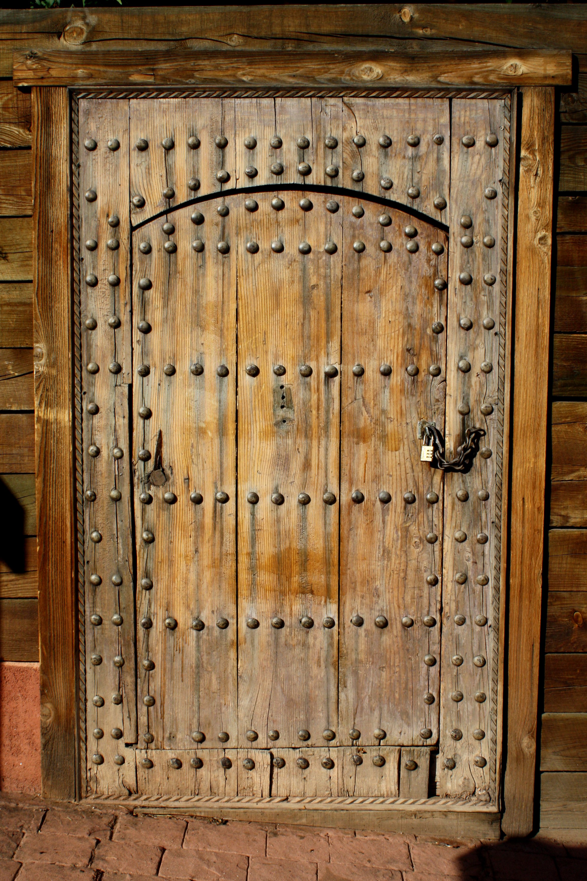 Old wooden door clipart.