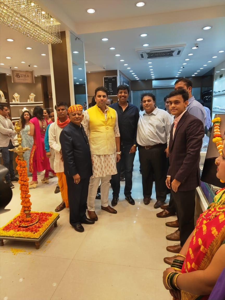 Mumbai News Network Latest News: PNG Jewellers launches its.