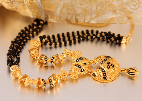 Gold mangalsutra Designs.