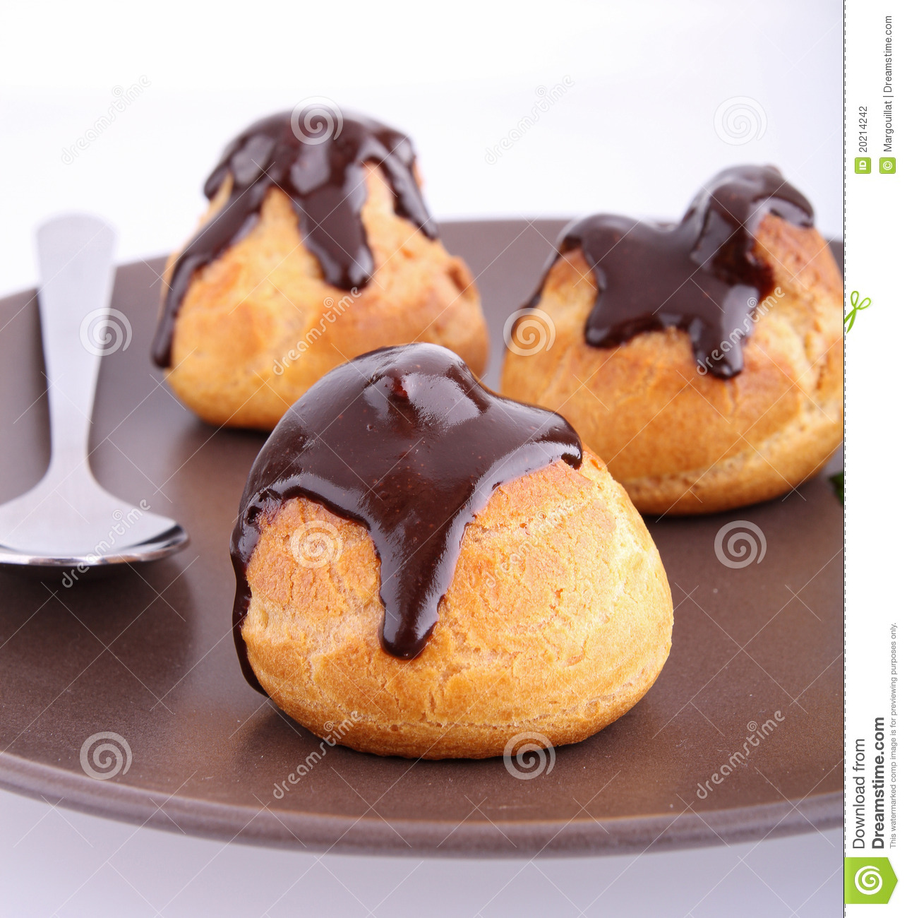 Profiteroles clipart 20 free Cliparts | Download images on Clipground 2023