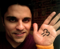 Ray William Johnson Is YouTube\'s First Millionaire Creator.