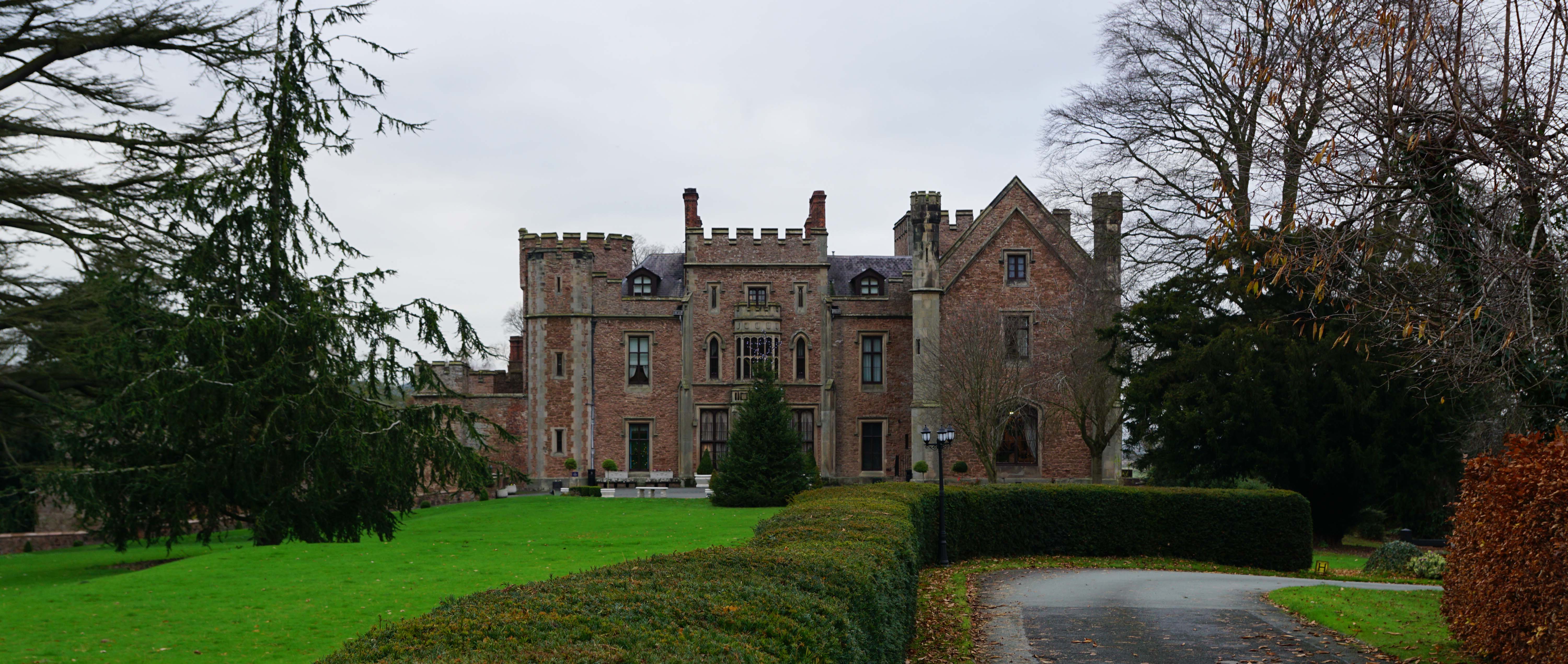 Rowton Castle (Shropshire).