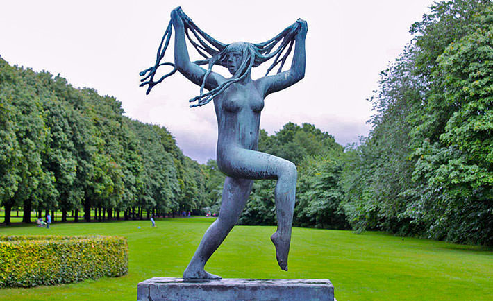 Vigeland Sculpture Park — travelever.com.
