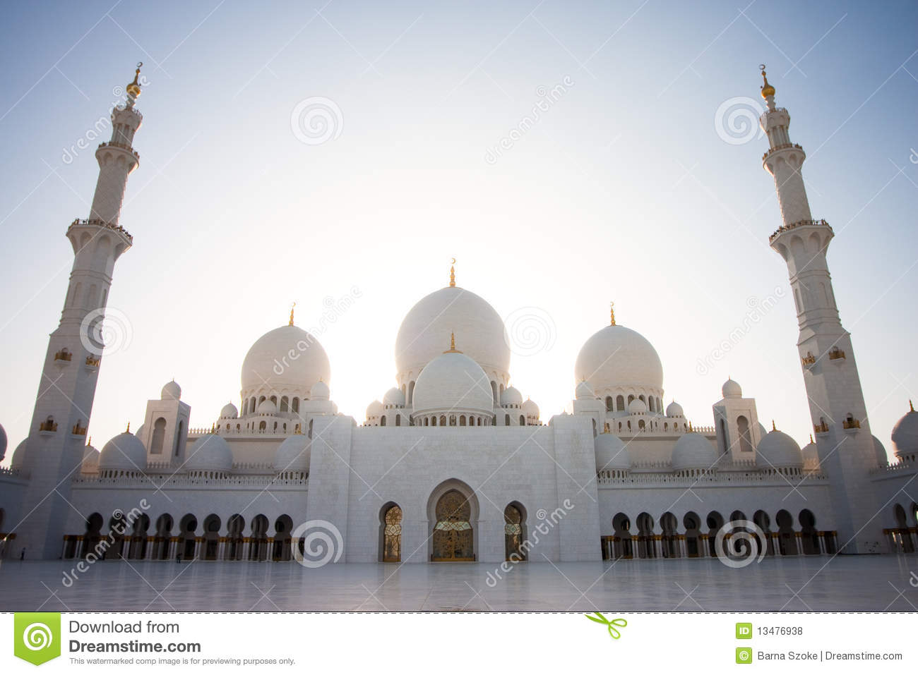 Sheikh Zayed Mosque Abu Dhabi Stock Photos, Images, & Pictures.