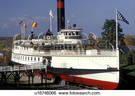Stock Images of Vermont, Shelburne, paddleboat, The restored SS.