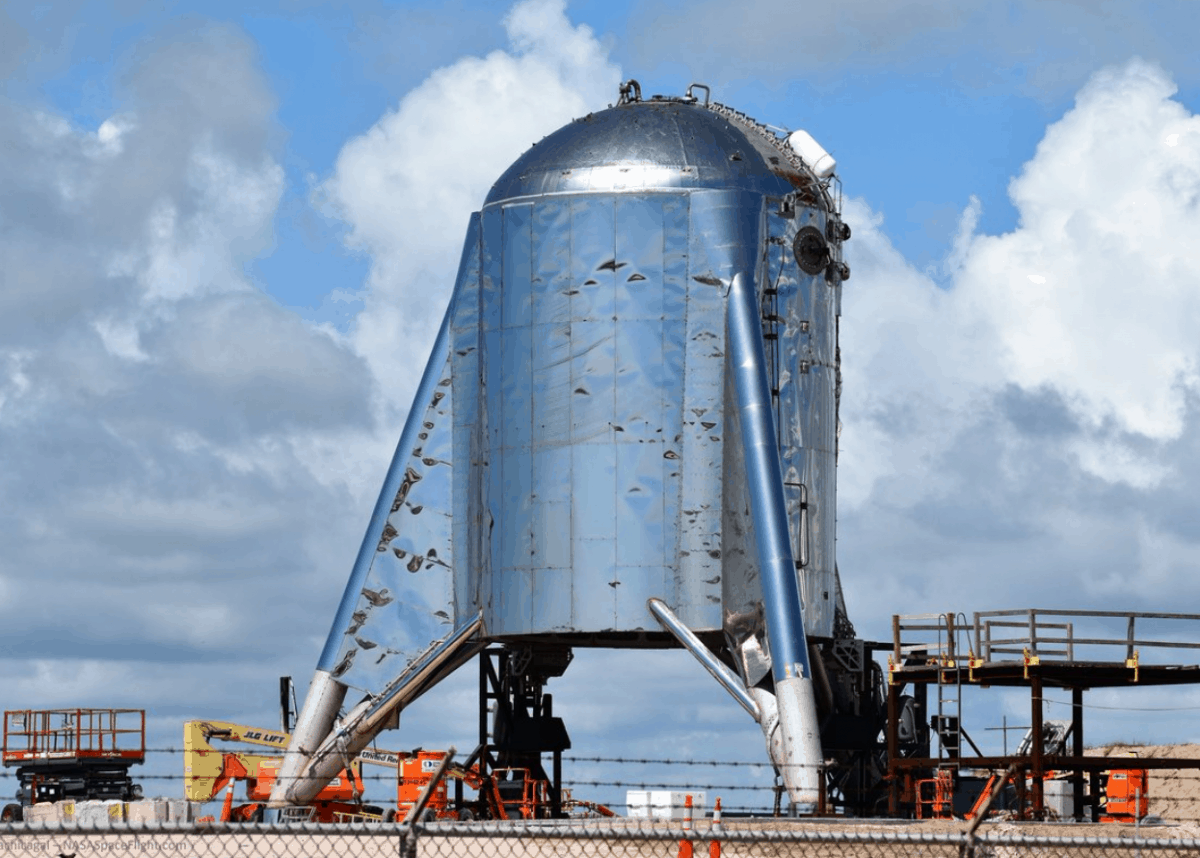 SpaceX and Elon Musk\'s Starhopper almost ready for first.