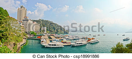 Pictures of SUN MOON LAKE.