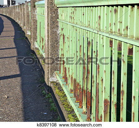 Pictures of Green steel bridge railing k8397108.