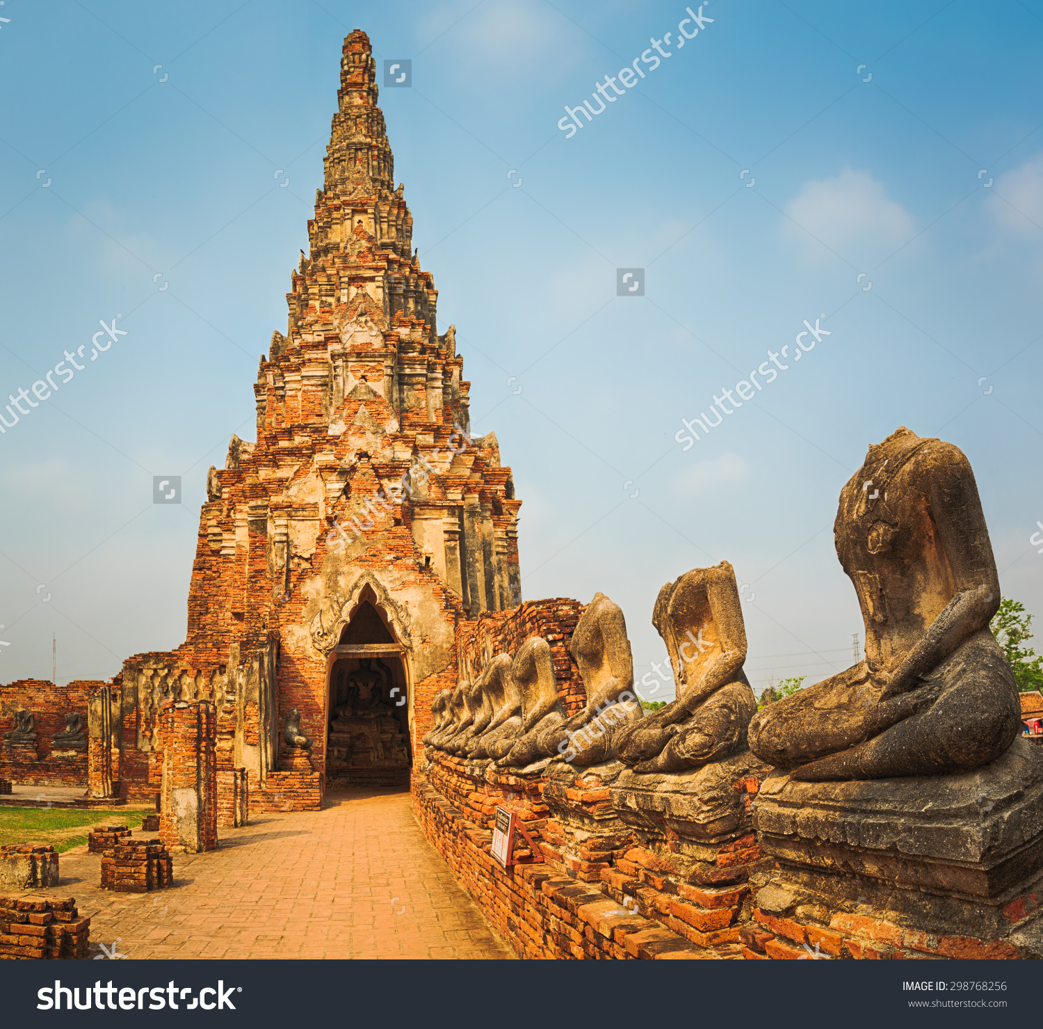 Headless Buddhas Statues Wat Chaiwatthanaram Ayutthaya Stock Photo.