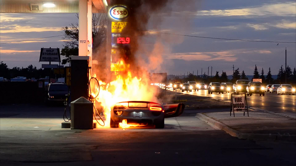 Dragon's Den star with burnt Porsche 918 Spyder suing for millions.