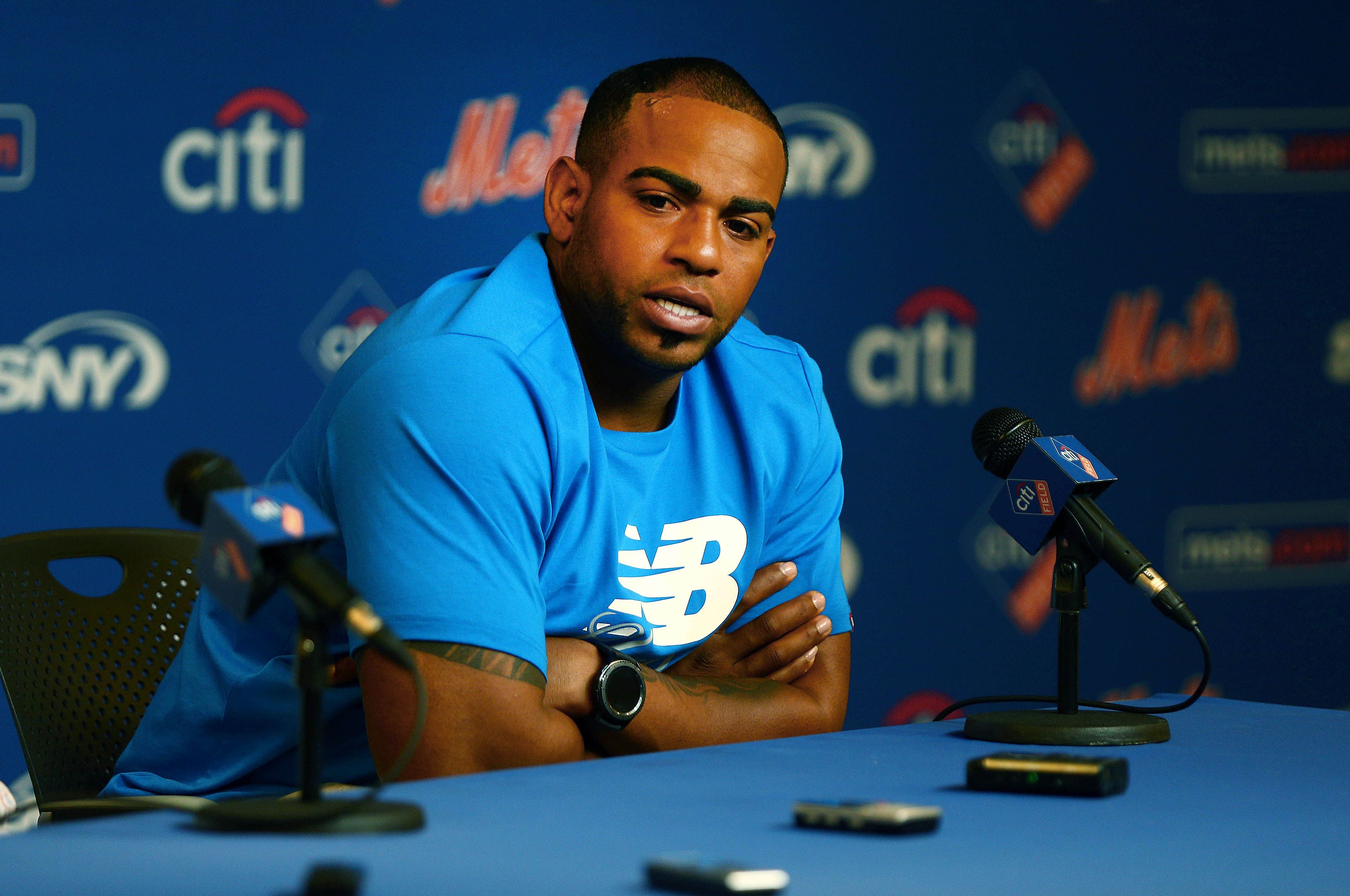 MLB news: Mets, Yoenis Cespedes agree to restructure contract.