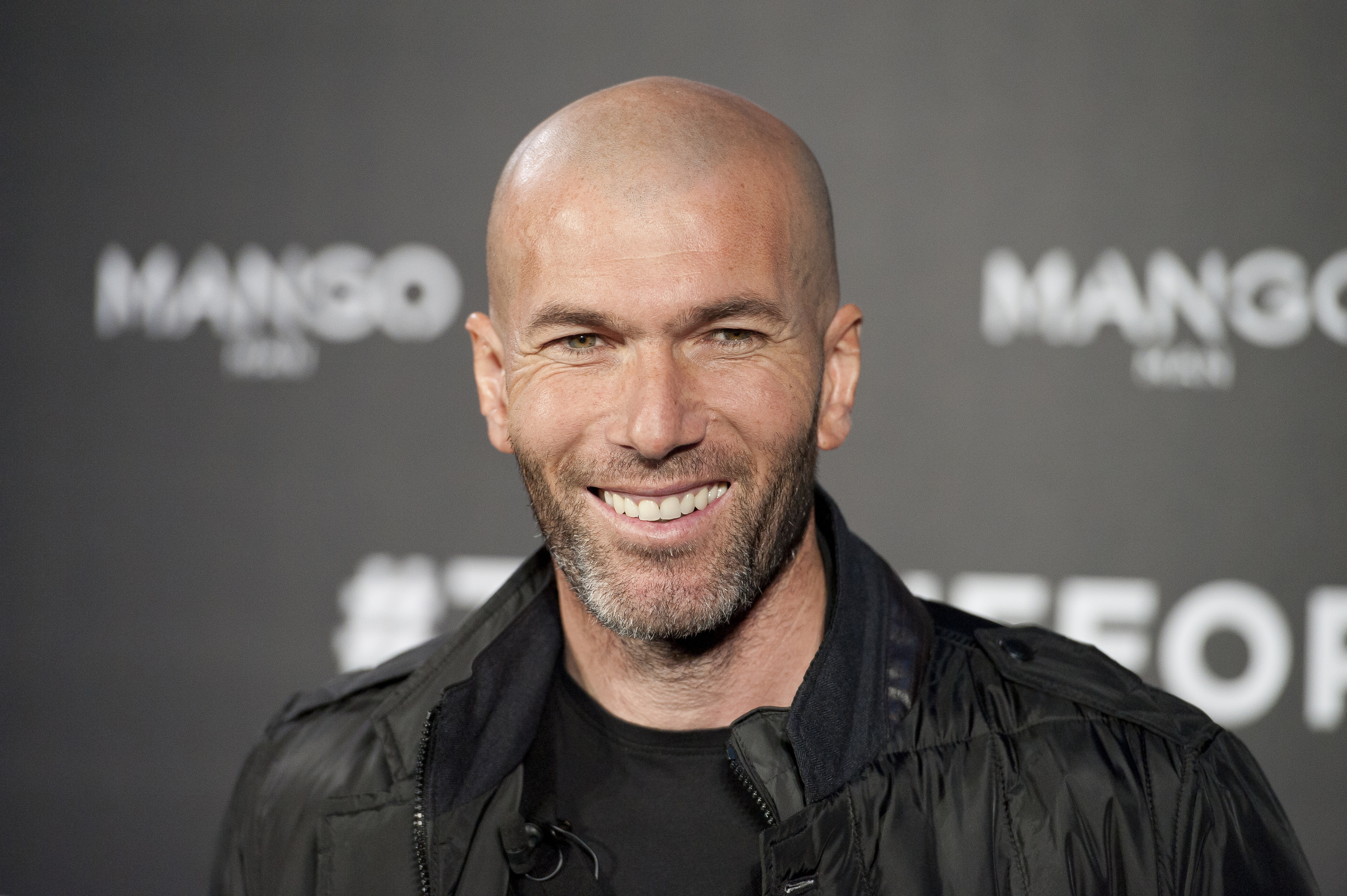 Zidane real madrid clipart.